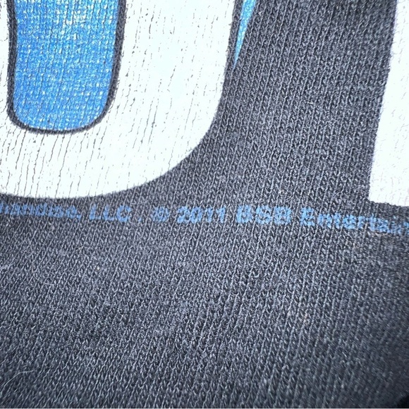 Anvil New Kids on the Block Pre Shrunk 100% Cotton 2011 Concert T-shirt Size Med - Picture 4 of 6